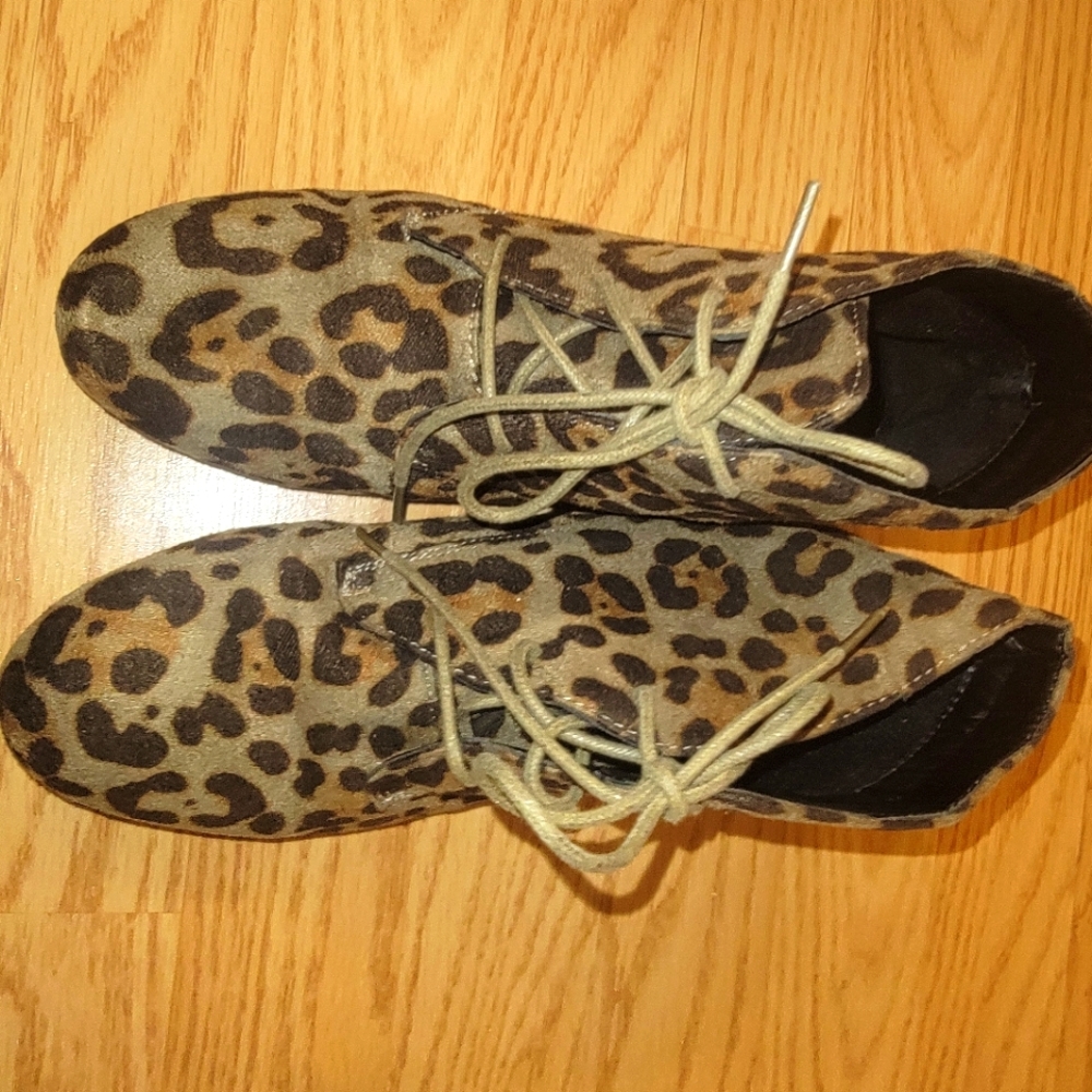 Forever 21 lace up booties